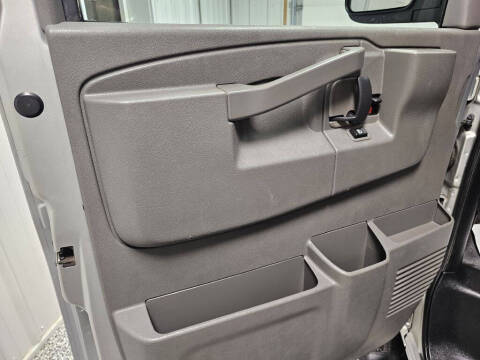 2018 Chevrolet Express LS 3500