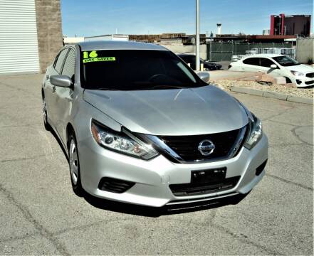 2016 Nissan Altima for sale at DESERT AUTO TRADER in Las Vegas NV