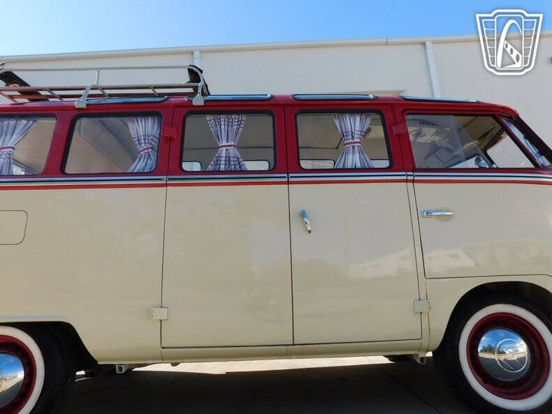 1975 Volkswagen Type 2