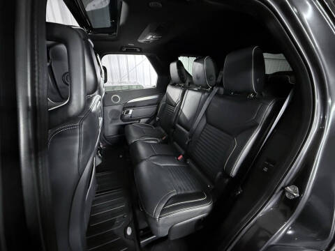 2022 Land Rover Discovery P360 HSE R-Dynamic