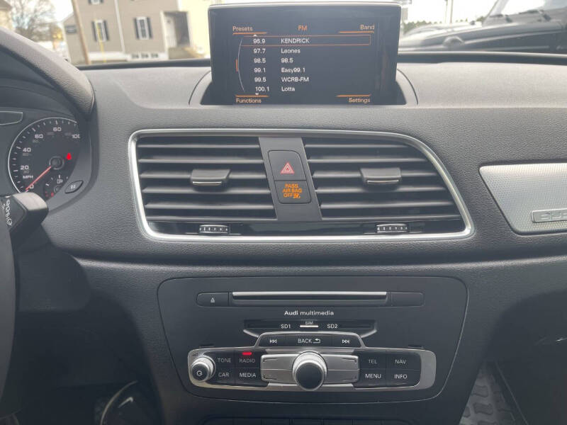 2018 Audi Q3 2.0T quattro Premium