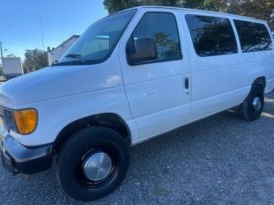 2005 Ford E-Series E-350 SD XL