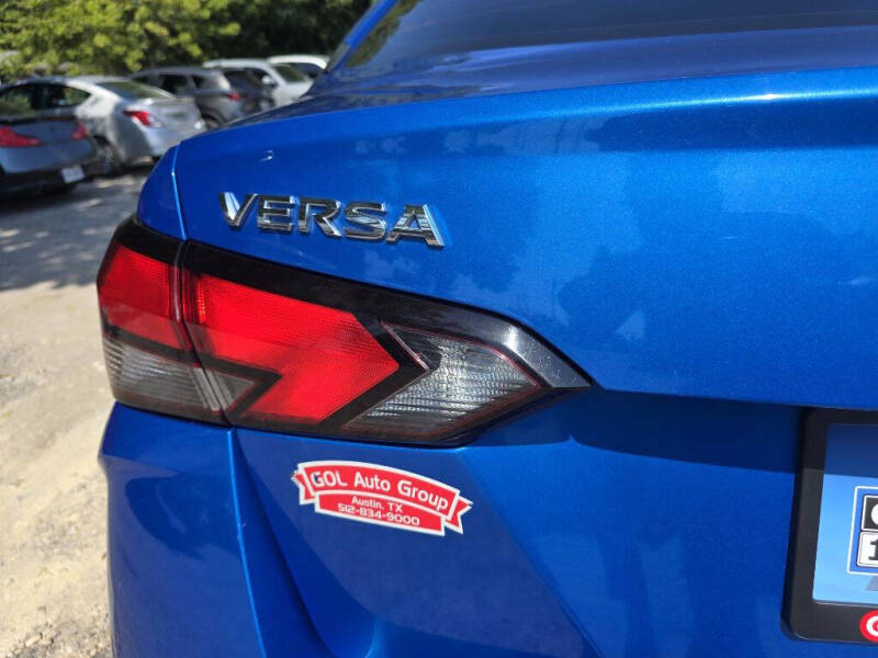 2021 Nissan Versa SV