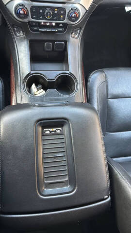 2017 GMC Yukon XL SLT