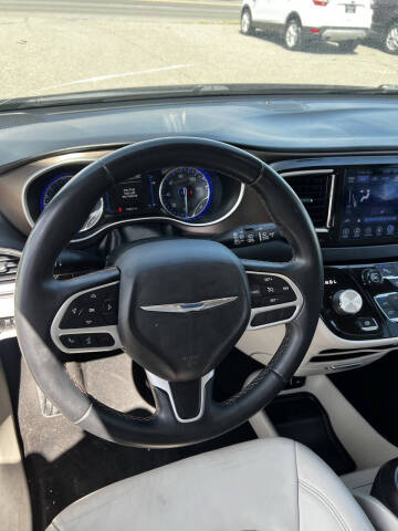 2017 Chrysler Pacifica Touring Plus