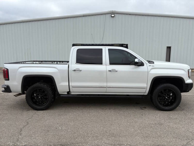 2016 GMC Sierra 1500 SLT's photo