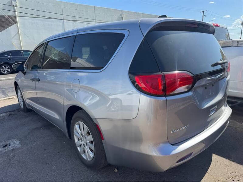 2018 Chrysler Pacifica L