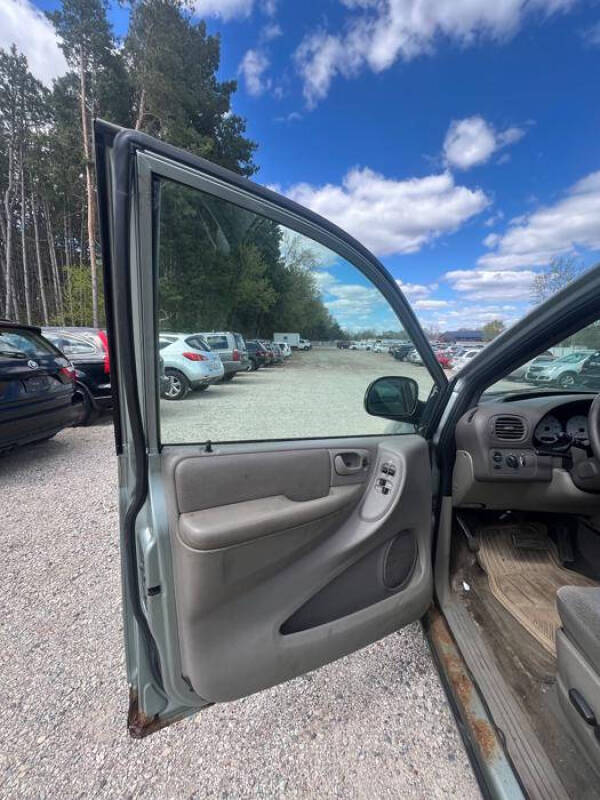 2003 Dodge Caravan Sport