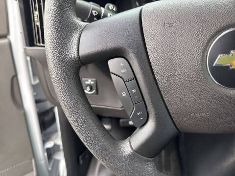 2024 Chevrolet Express 2500