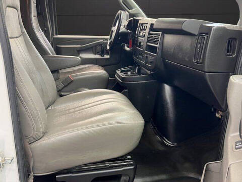 2021 Chevrolet Express 2500