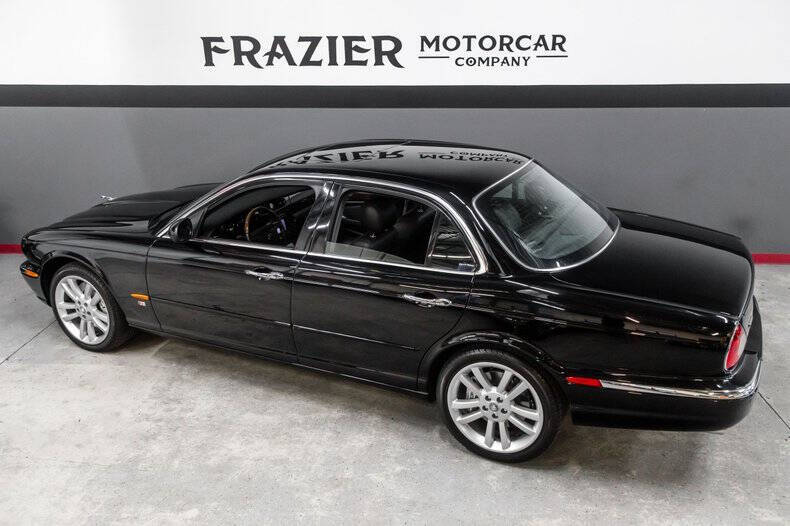 2004 Jaguar XJR
