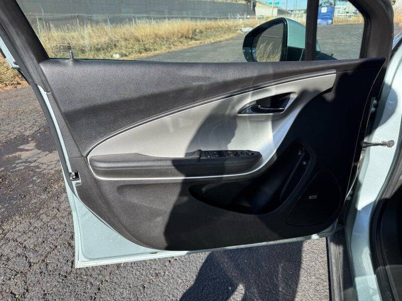 2013 Chevrolet Volt Premium