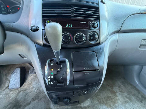 2006 Toyota Sienna CE 8 Passenger