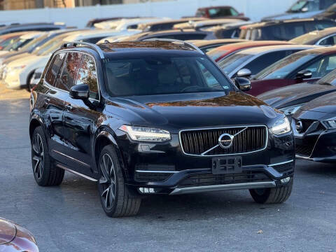 2019 Volvo XC90 T6 Momentum
