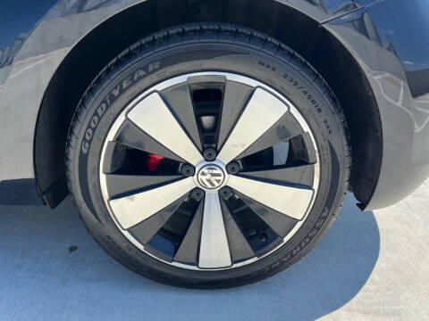 2014 Volkswagen Beetle R-Line