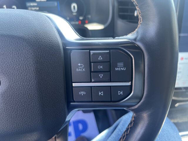 2023 Ford Expedition MAX Platinum
