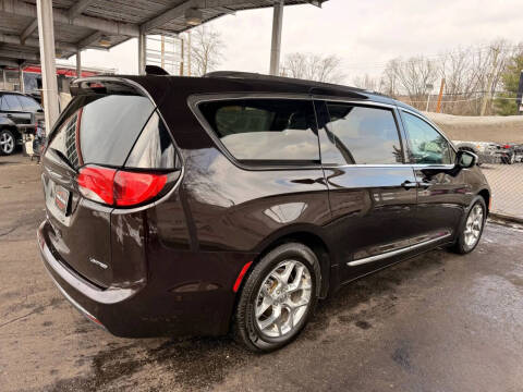 2017 Chrysler Pacifica Limited
