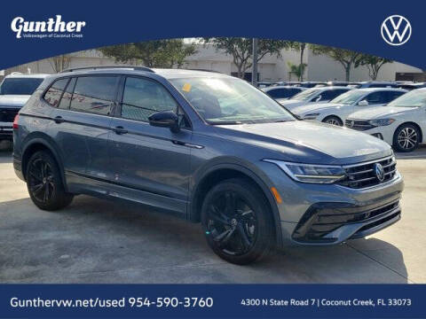 2023 Volkswagen Tiguan SE R-Line Black