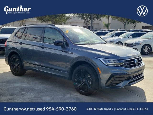 2023 Volkswagen Tiguan SE R-Line Black