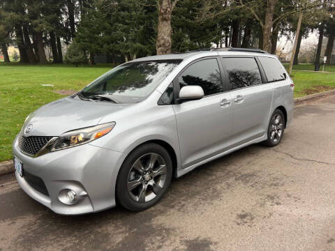 2016 Toyota Sienna