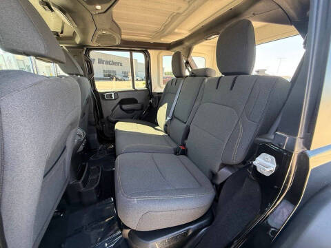 2025 Jeep Wrangler Willys 4xe
