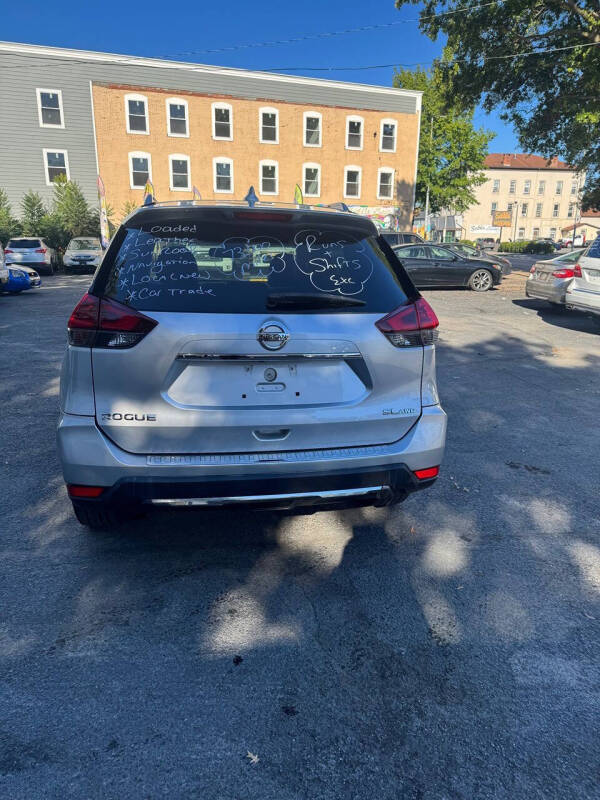 2018 Nissan Rogue SL