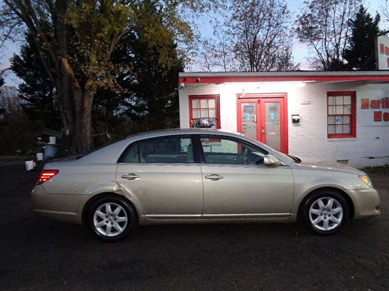 2008 Toyota Avalon XLS