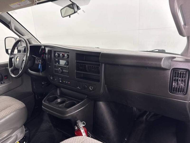 2020 Chevrolet Express 2500