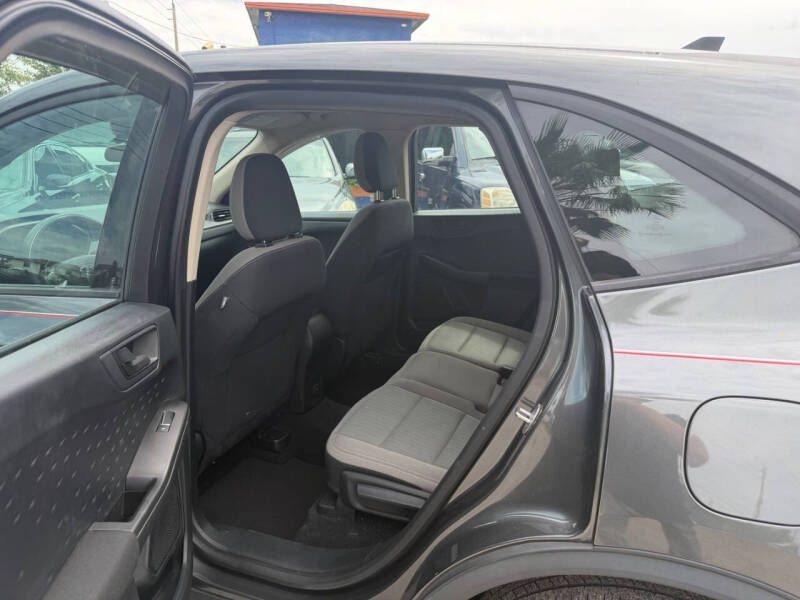 2020 Ford Escape S
