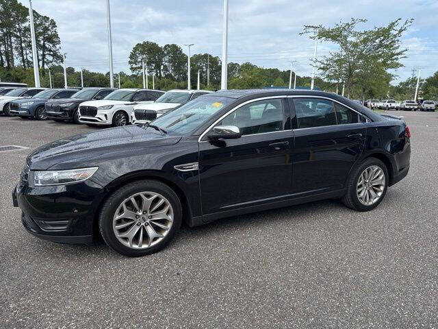 2017 Ford Taurus Limited