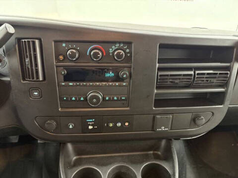 2023 GMC Savana 2500