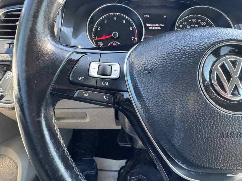 2018 Volkswagen Golf