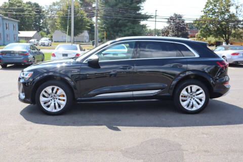 2022 Audi e-tron S quattro Premium Plus