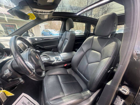 2014 Porsche Cayenne Platinum