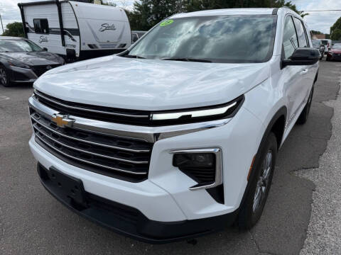 2025 Chevrolet Traverse LT