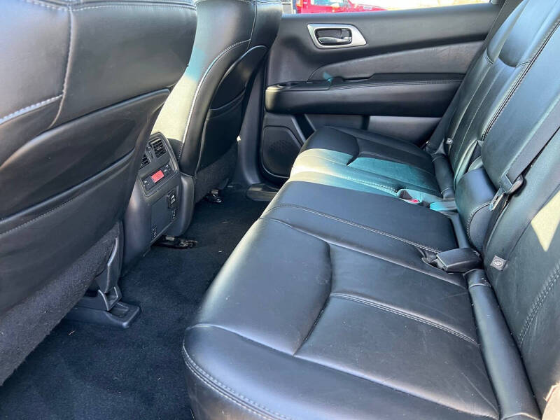 2015 Nissan Pathfinder SL