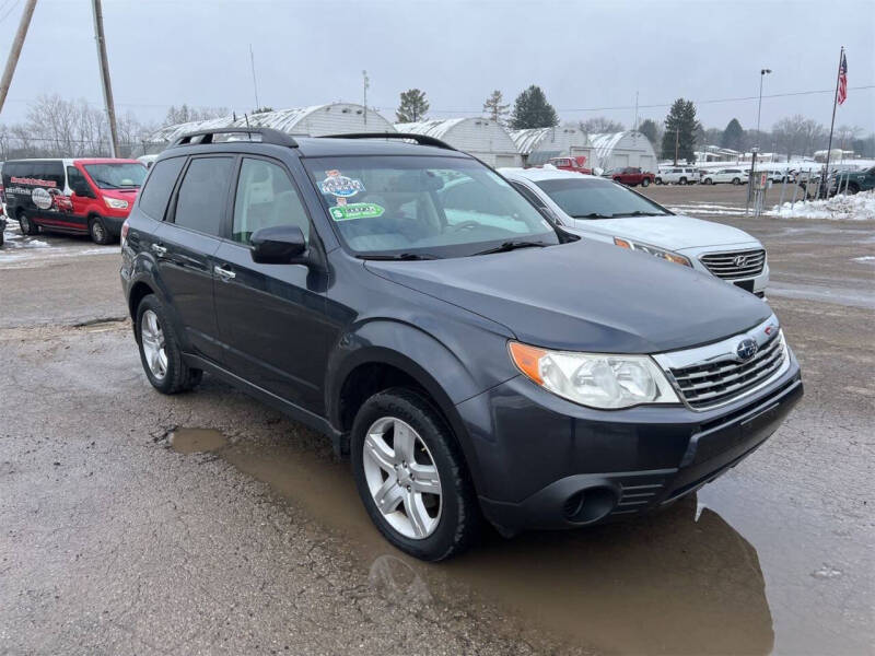 2010 Subaru Forester X Premium's photo