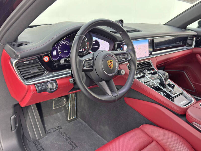 2022 Porsche Panamera 4 E-Hybrid