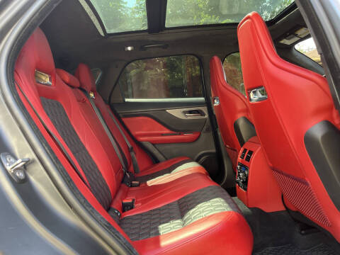 2020 Jaguar F-PACE SVR