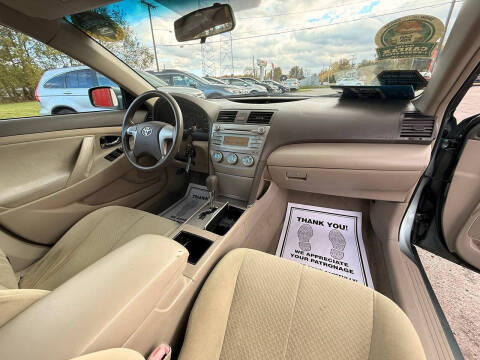 2009 Toyota Camry LE