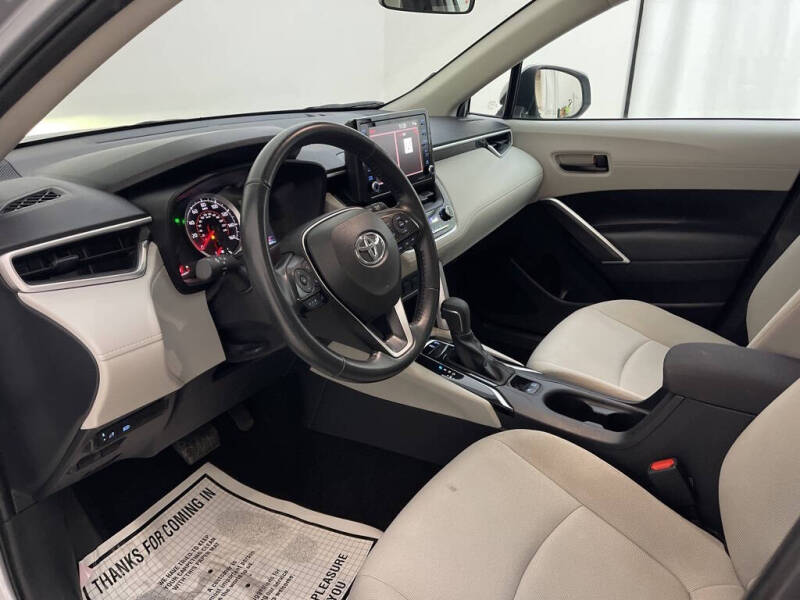 2022 Toyota Corolla Cross LE