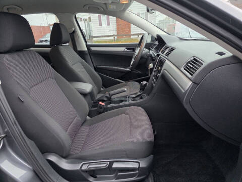 2016 Volkswagen Passat 1.8T S