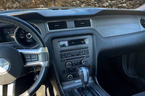 2014 Ford Mustang V6