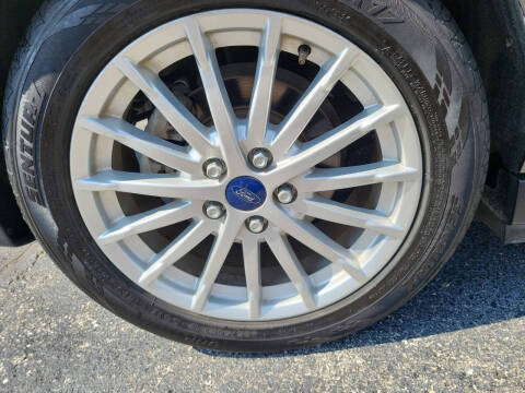 2015 Ford C-MAX Hybrid SE