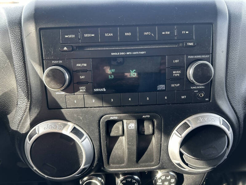 2012 Jeep Wrangler Sahara