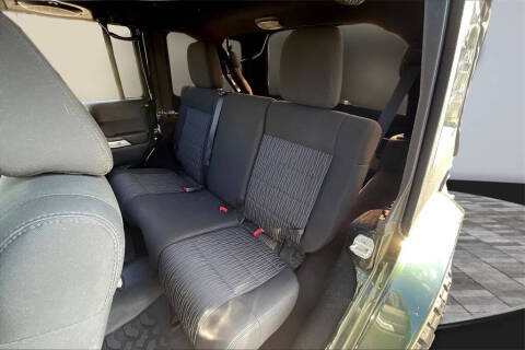 2011 Jeep Wrangler Unlimited Sahara