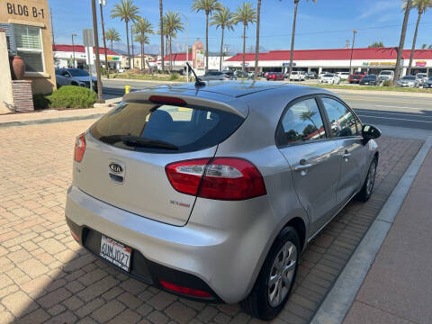 2012 Kia Rio 5-Door EX