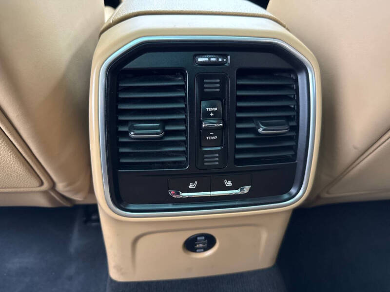 2018 Porsche Macan S