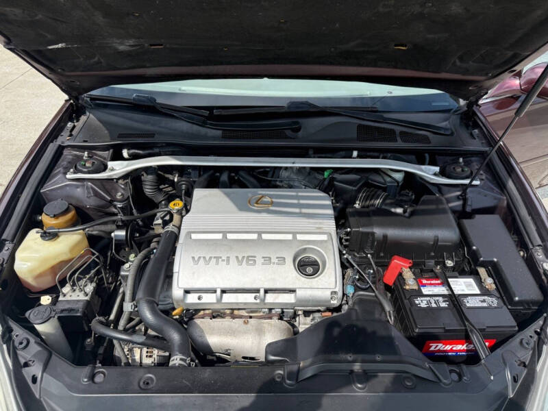 2004 Lexus ES 330