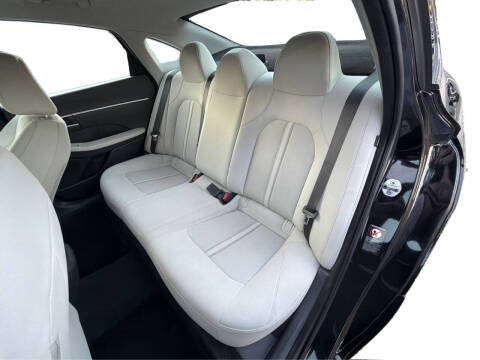 2023 Hyundai Sonata SE